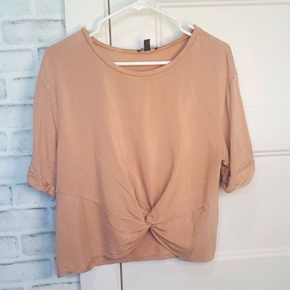 Peachy color crop top with not